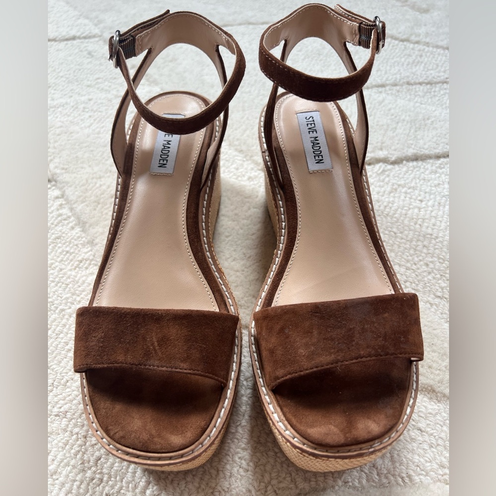 Steve Madden Women’s Composed Raffia Wedge Platform Sandals - Picture 3 of 6